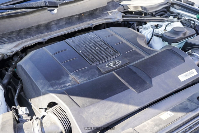 Used 2020 Land Rover Range Rover Long Wheelbase HSE image 18