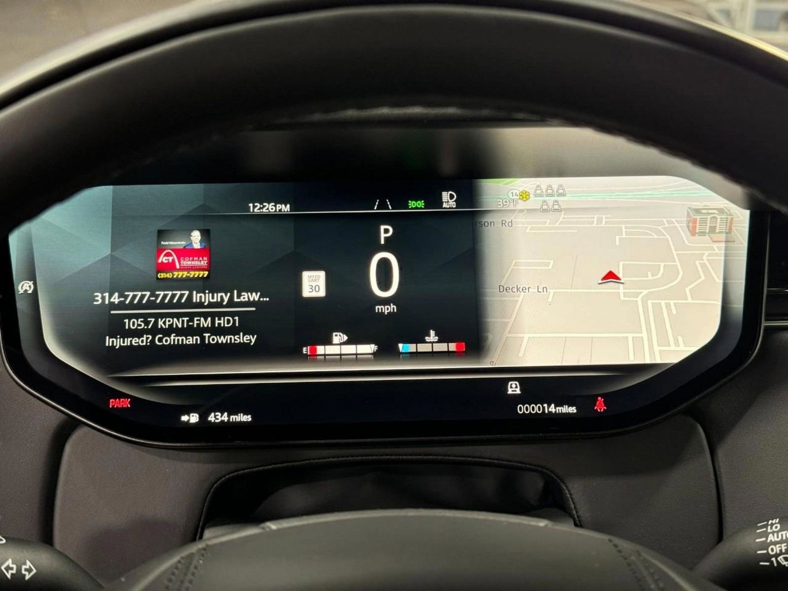 New 2026 Land Rover Range Rover Long Wheelbase SE image 32