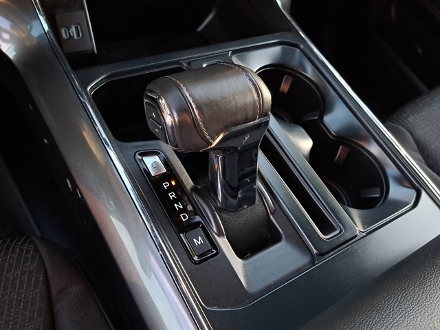 Certified 2022 Ford F150 XLT w/ Equipment Group 302A High image 33