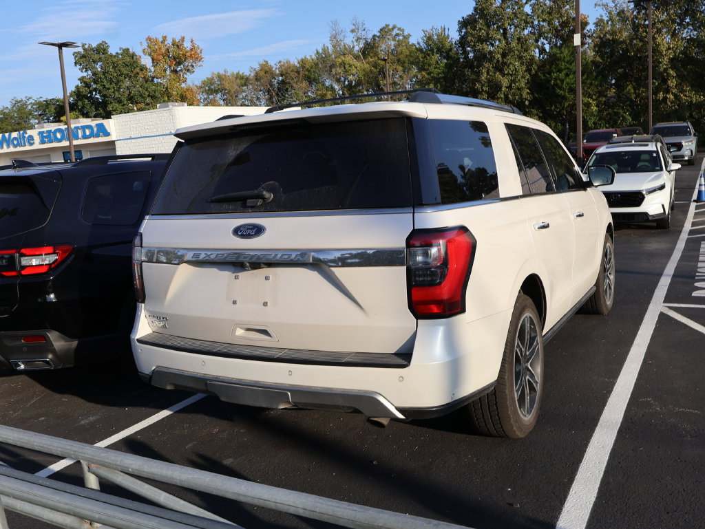 Used 2019 Ford Expedition Limited w/ Special Edition Package AWD/4WD image 5