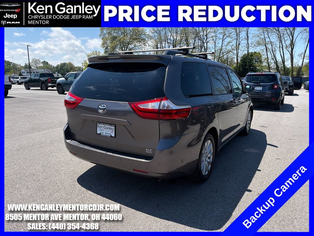Used 2017 Toyota Sienna XLE AWD/4WD image 9