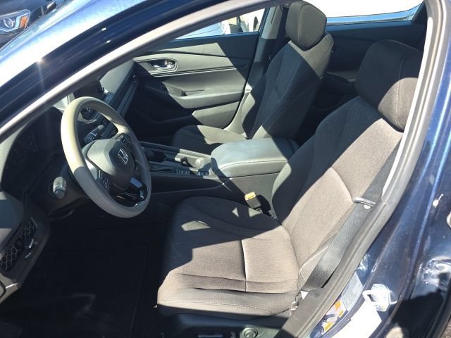 Used 2024 Honda Accord EX image 9