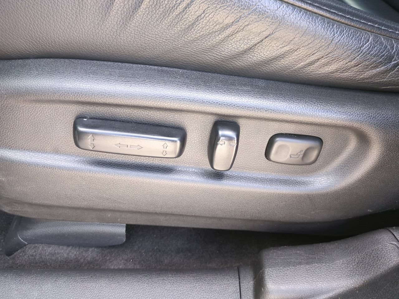 Used 2020 Honda Pilot Touring image 23
