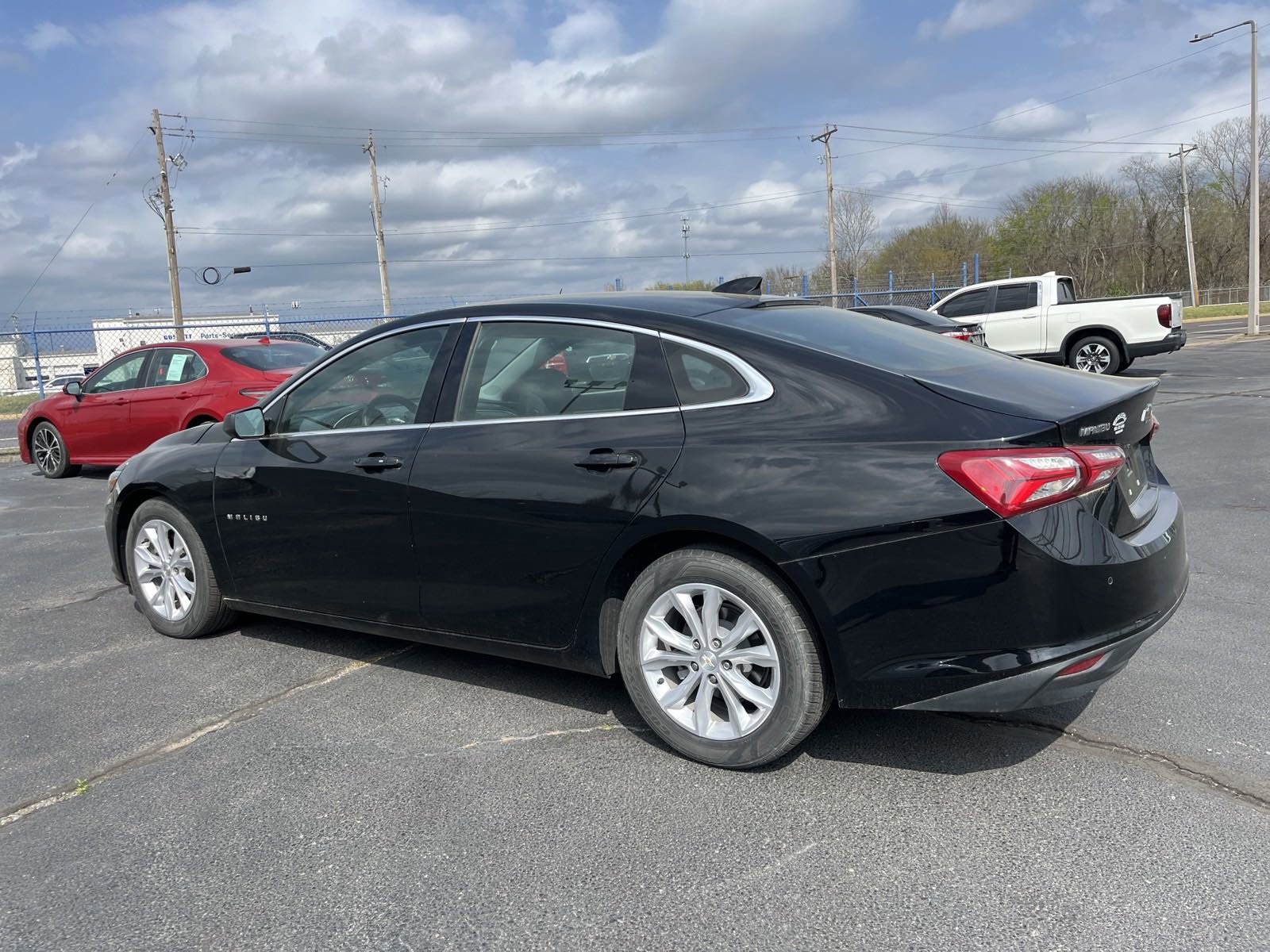 Used 2021 Chevrolet Malibu LT image 3