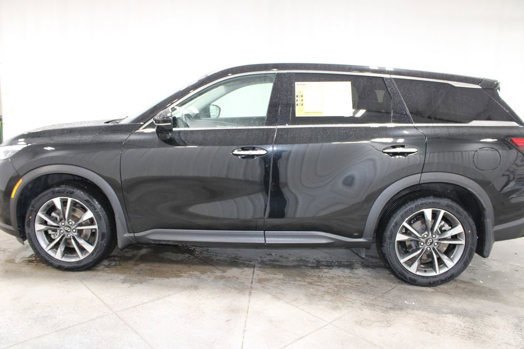 Used 2023 INFINITI QX60 Luxe w/ Cargo Package AWD/4WD image 6