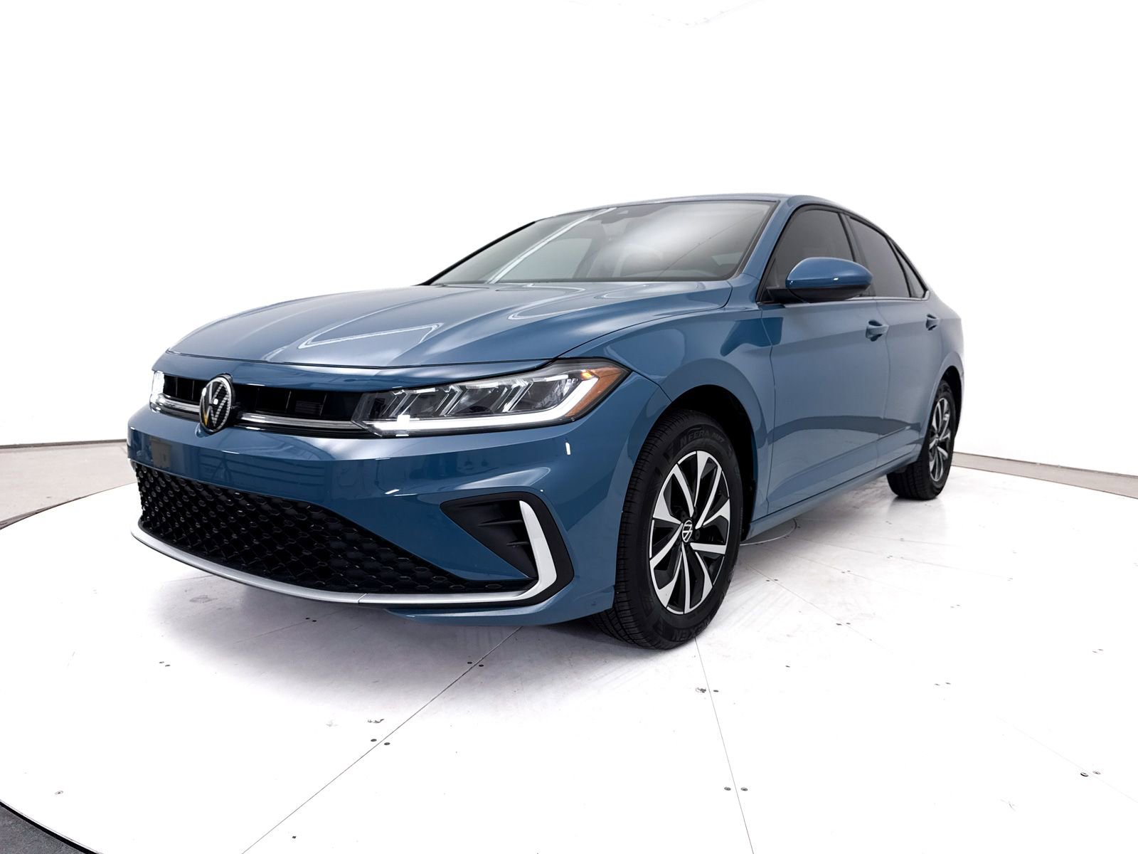 Used 2025 Volkswagen Jetta S FWD image 11