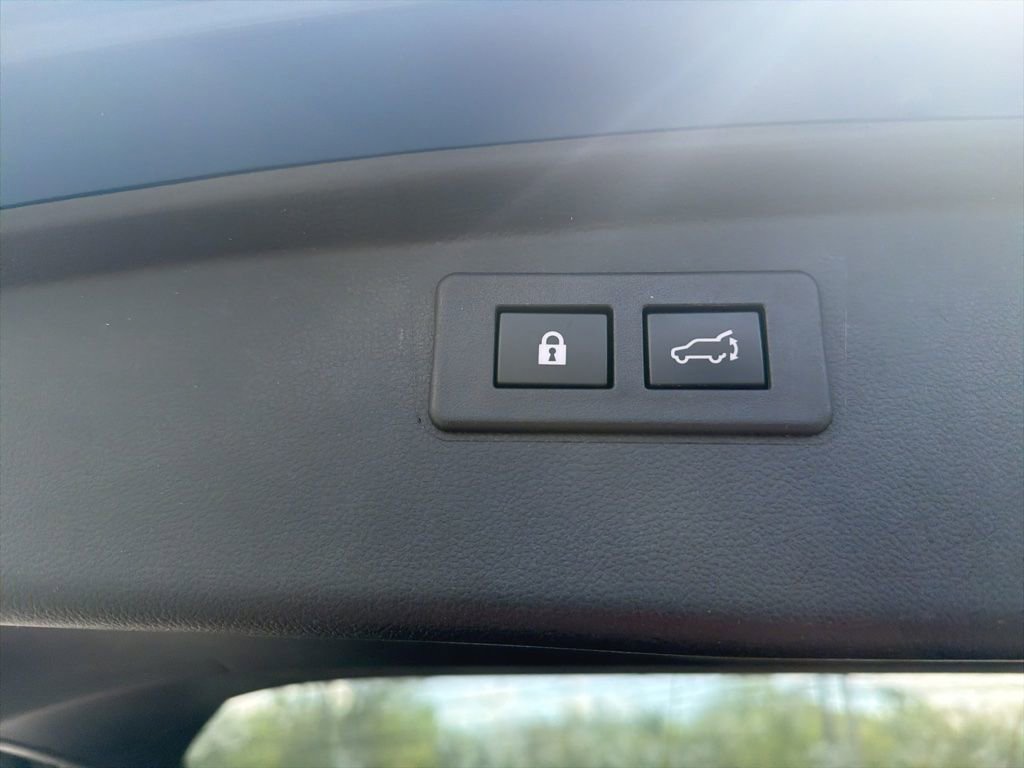 Used 2022 Subaru Outback Wilderness image 19