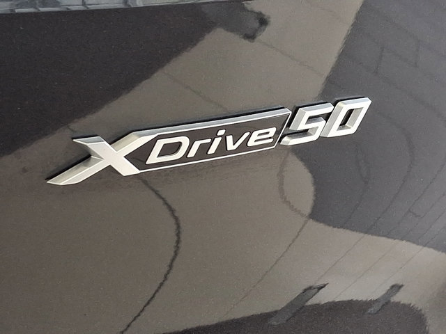 Certified 2025 BMW iX xDrive50 w/ Premium Package image 34