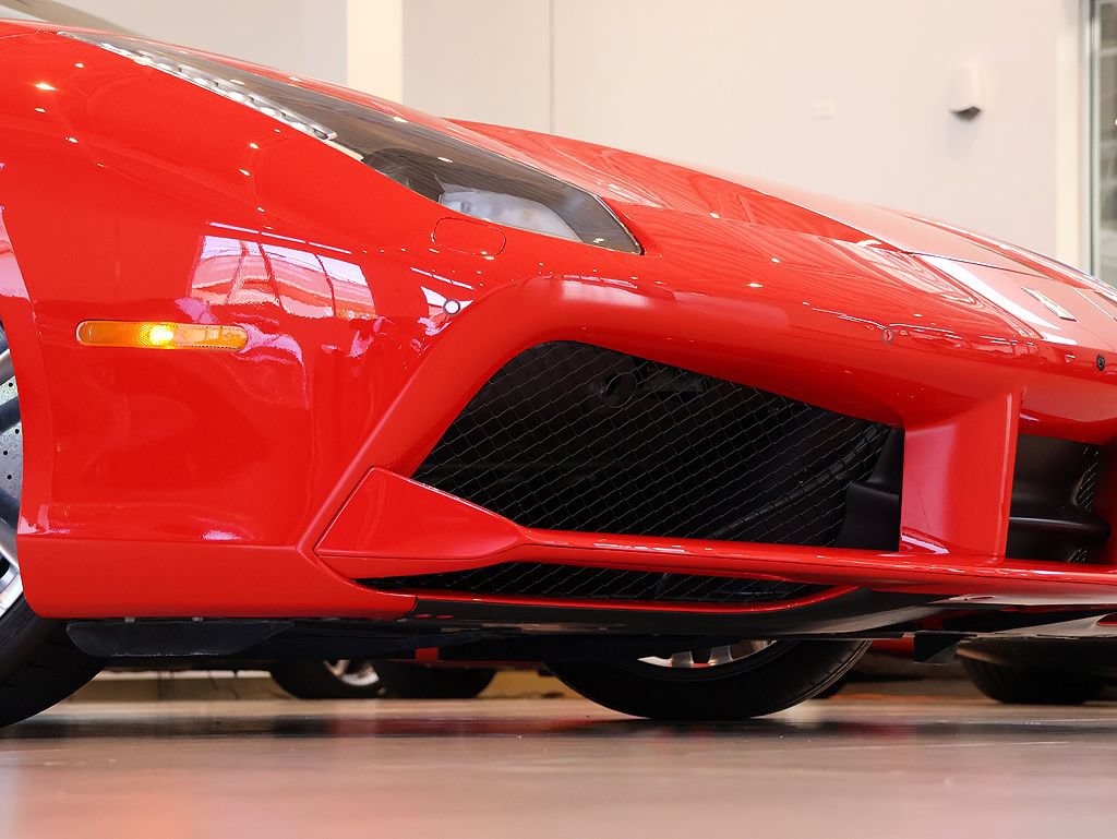 Certified 2019 Ferrari 488 Spider RWD image 18