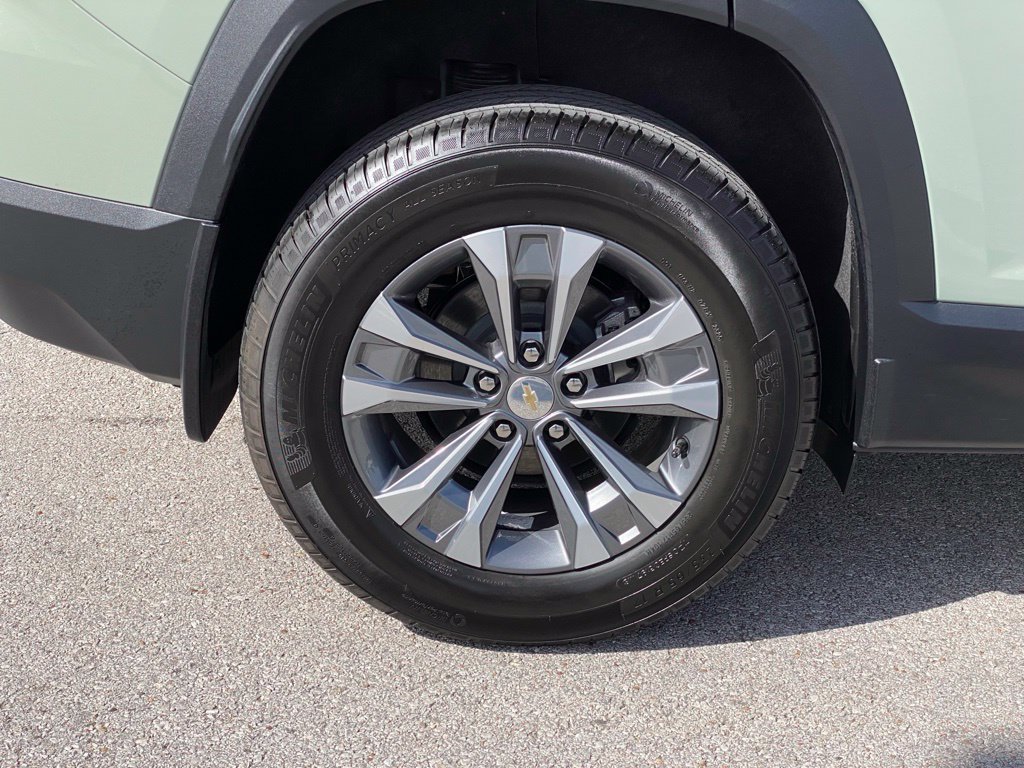 Used 2026 Chevrolet Equinox LT w/ Convenience Package II AWD/4WD image 10