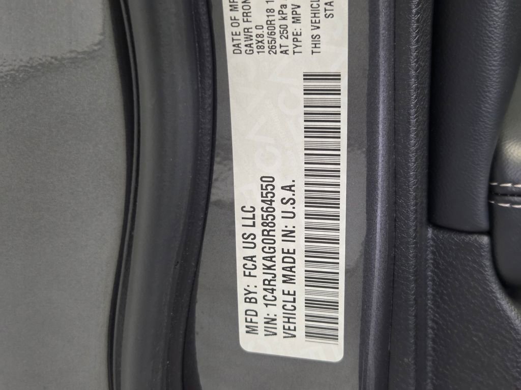 Certified 2024 Jeep Grand Cherokee L Altitude image 28