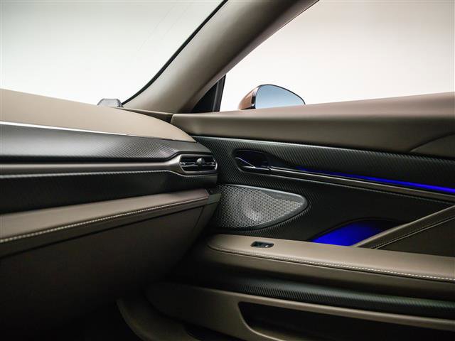 New 2026 Aston Martin Vanquish image 25