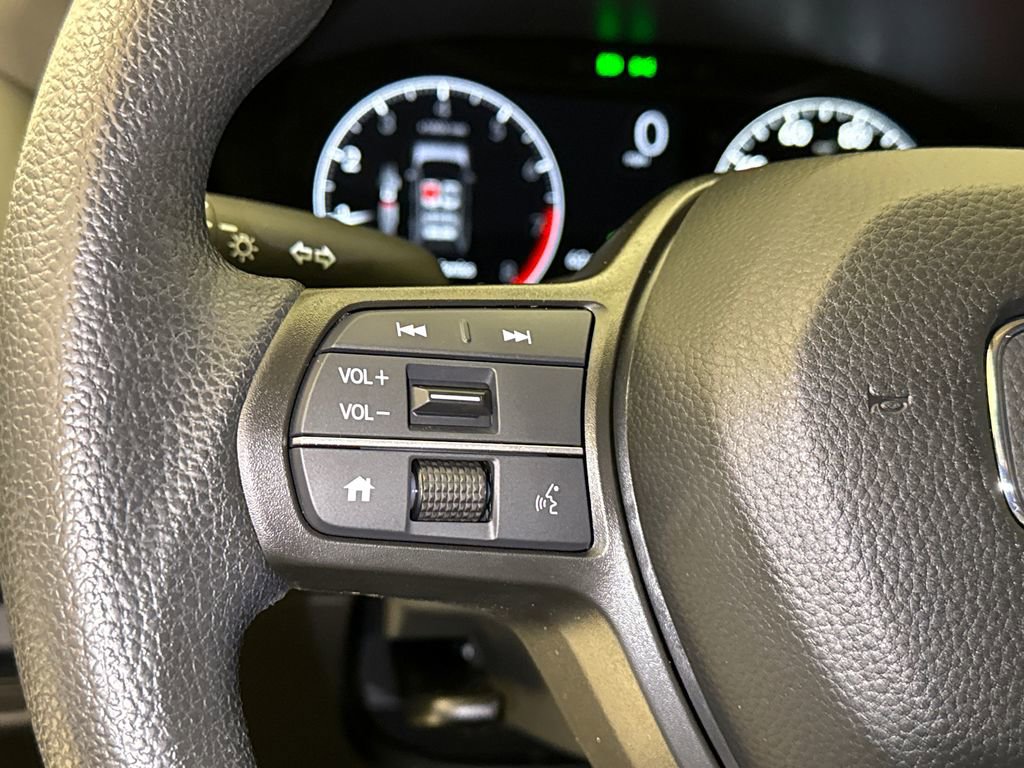 New 2026 Honda HR-V LX image 31