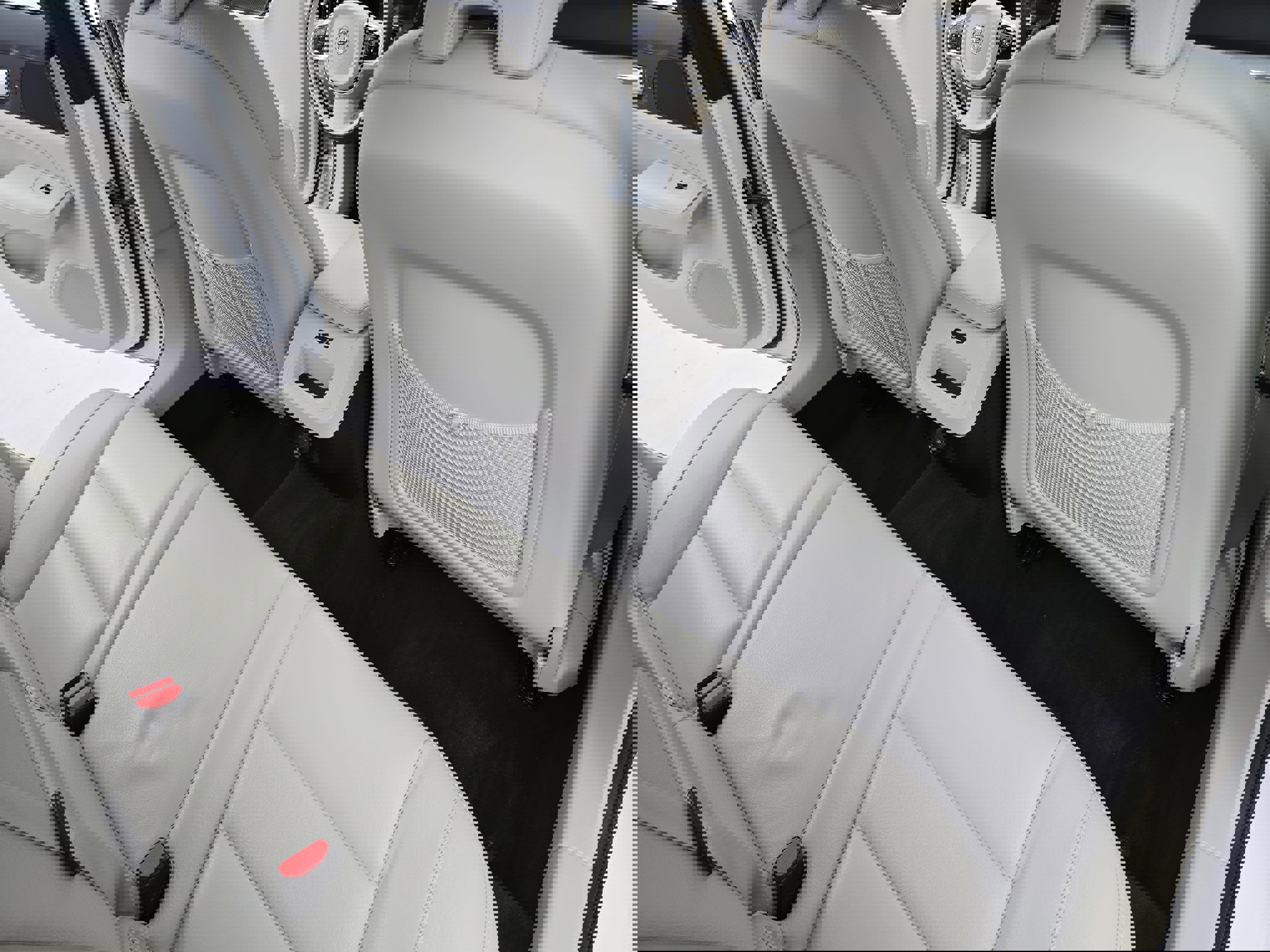 Used 2023 Volvo S60 B5 Plus w/ Climate Package image 11