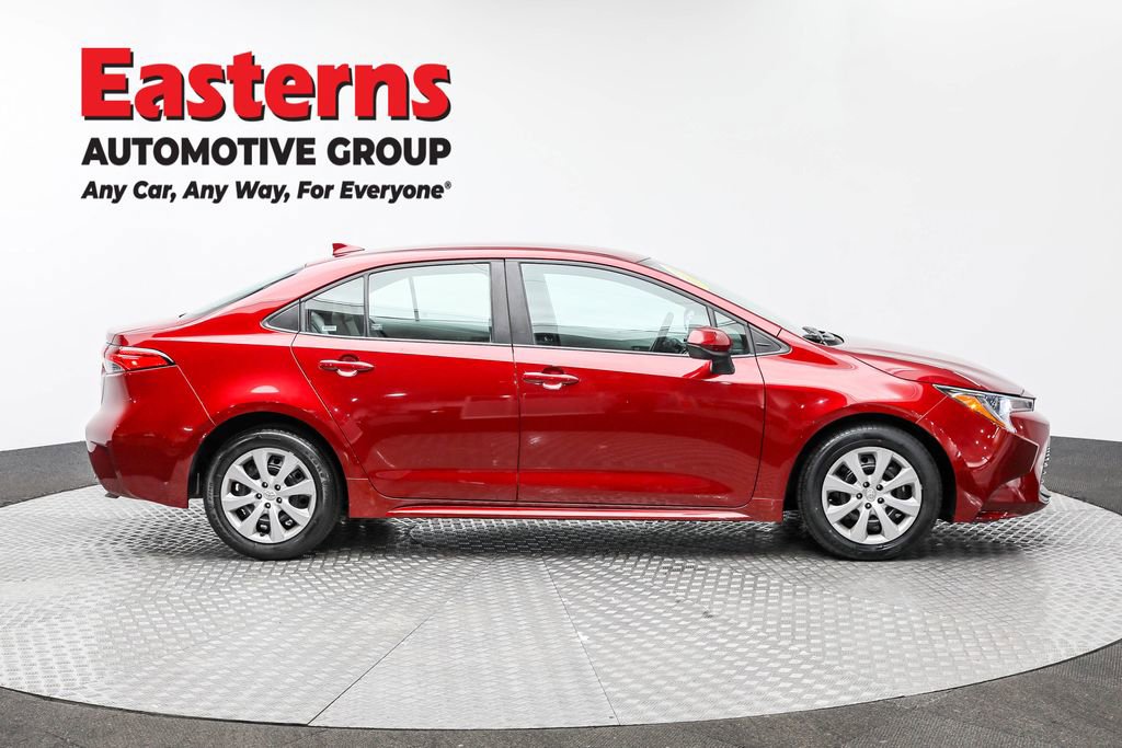 Used 2024 Toyota Corolla LE image 4