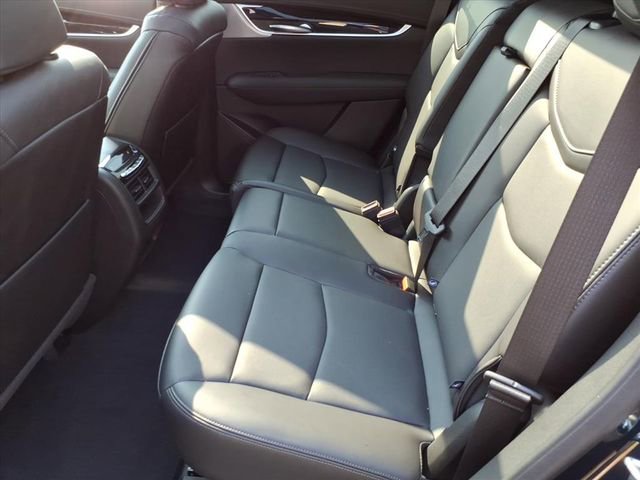 New 2025 Cadillac XT5 Premium Luxury w/ LPO, Floor Liner Package image 7
