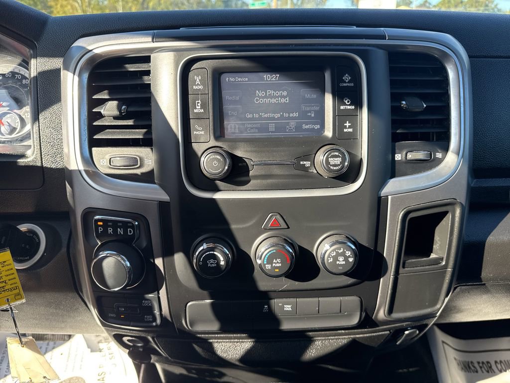 Used 2022 RAM 1500 Classic SLT image 21