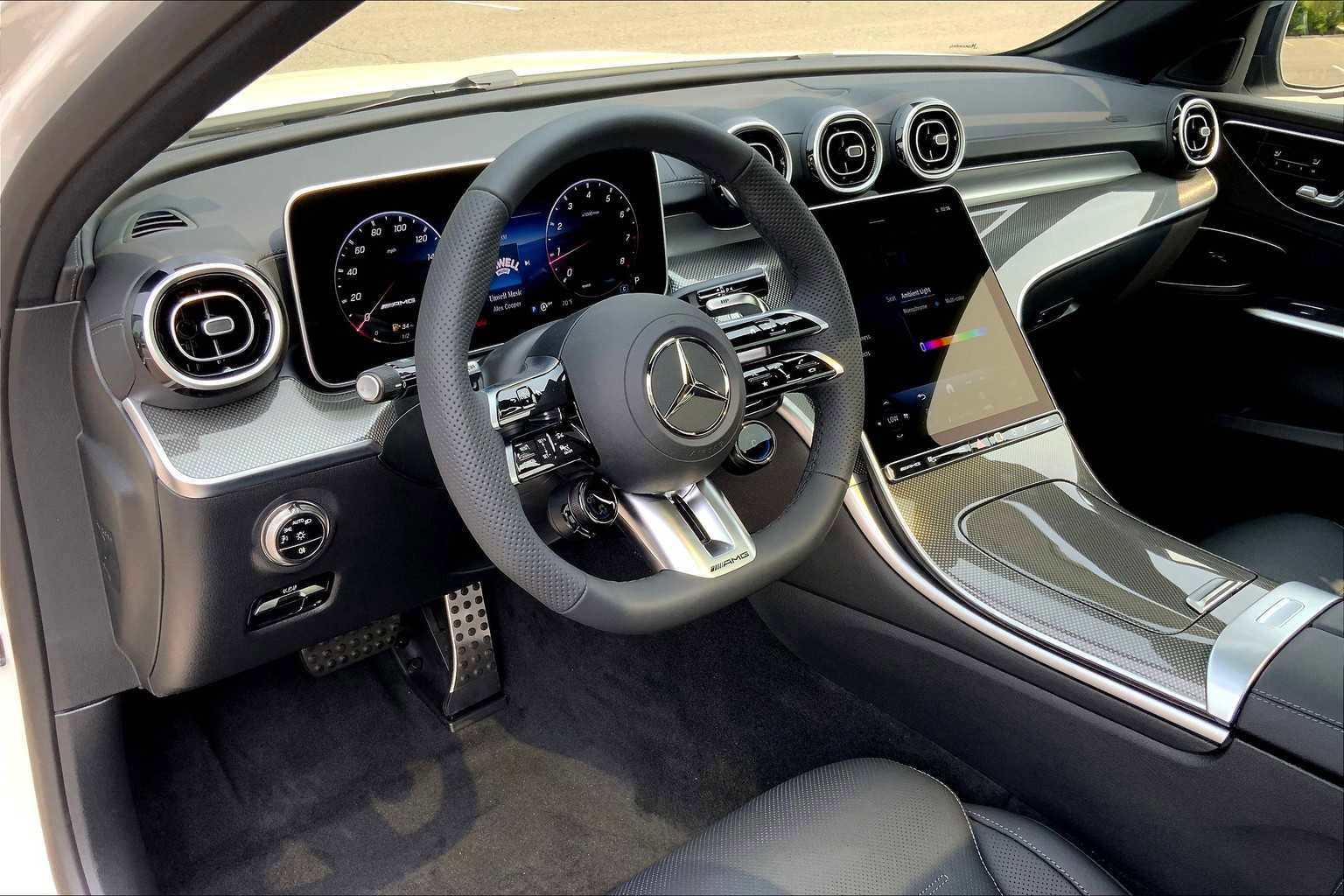Used 2025 Mercedes-Benz C 43 AMG 4MATIC Sedan image 9