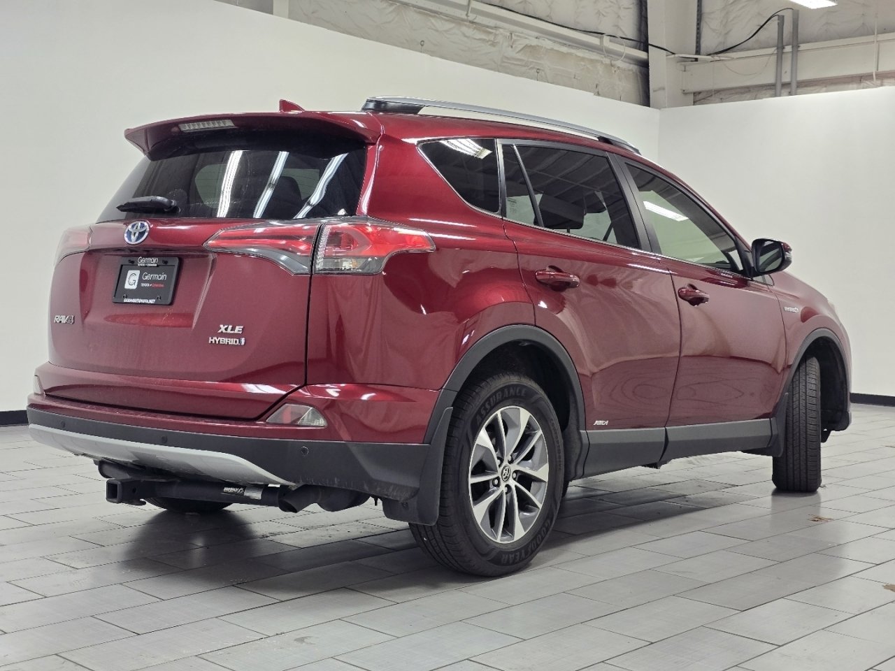 Used 2018 Toyota RAV4 XLE image 15