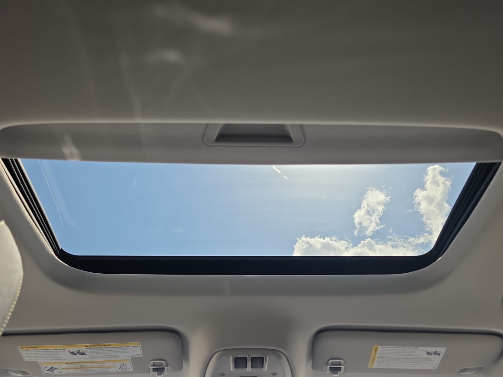 New 2026 Chevrolet Trax ACTIV w/ Sunroof Package FWD image 25