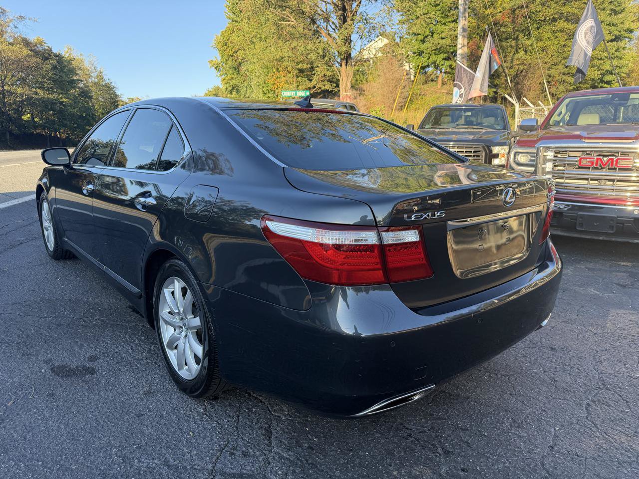 Used 2009 Lexus LS 460 RWD image 5