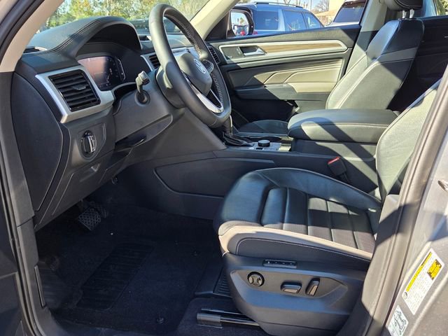 Used 2021 Volkswagen Atlas SEL Premium image 11