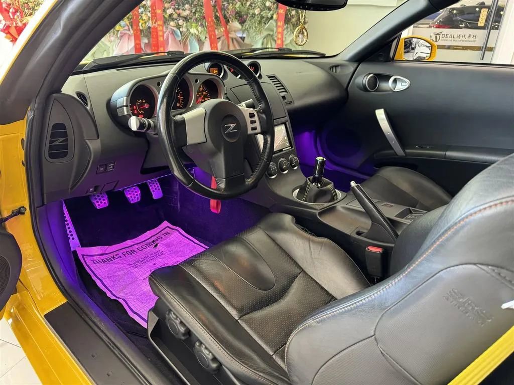 Used 2005 Nissan 350Z Touring image 22