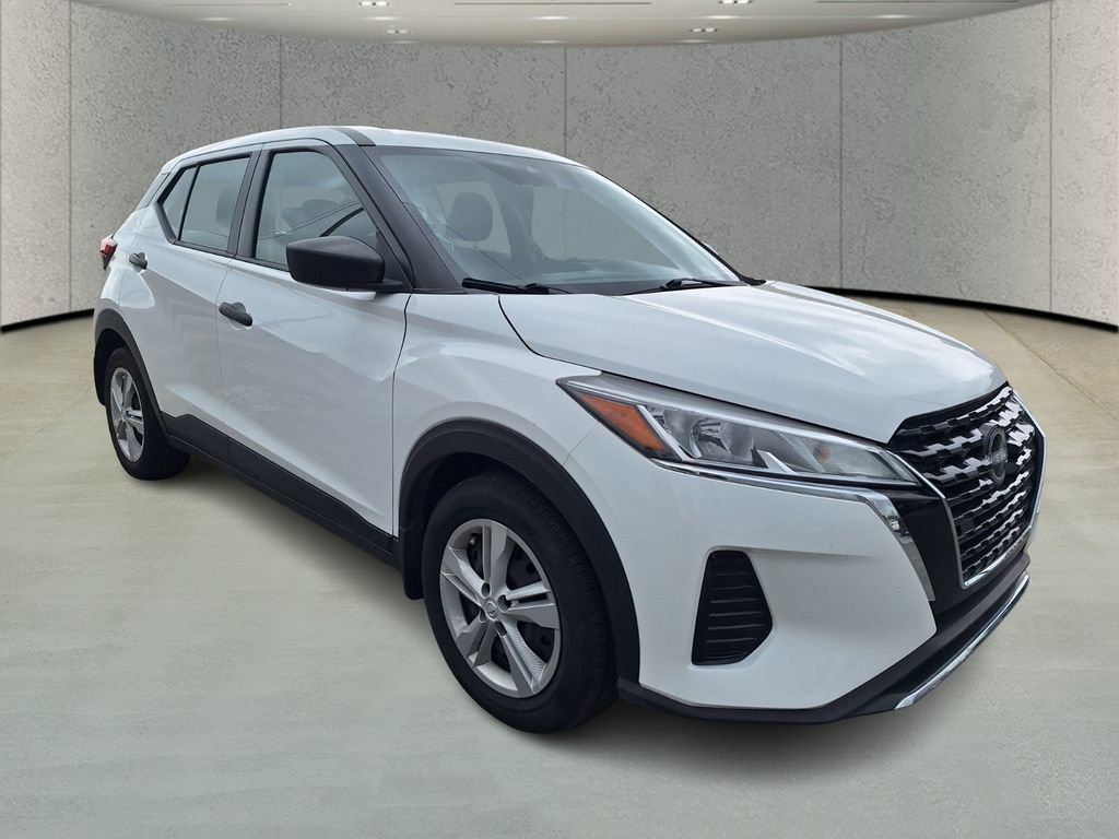Used 2024 Nissan Kicks S FWD image 7