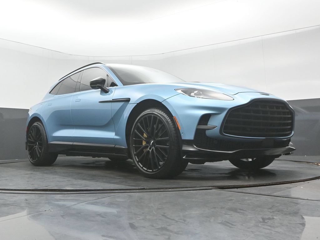 Used 2023 Aston Martin DBX 707 AWD/4WD image 32