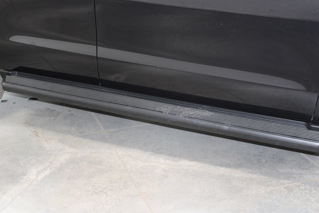 Used 2025 Ford Expedition Active RWD image 13