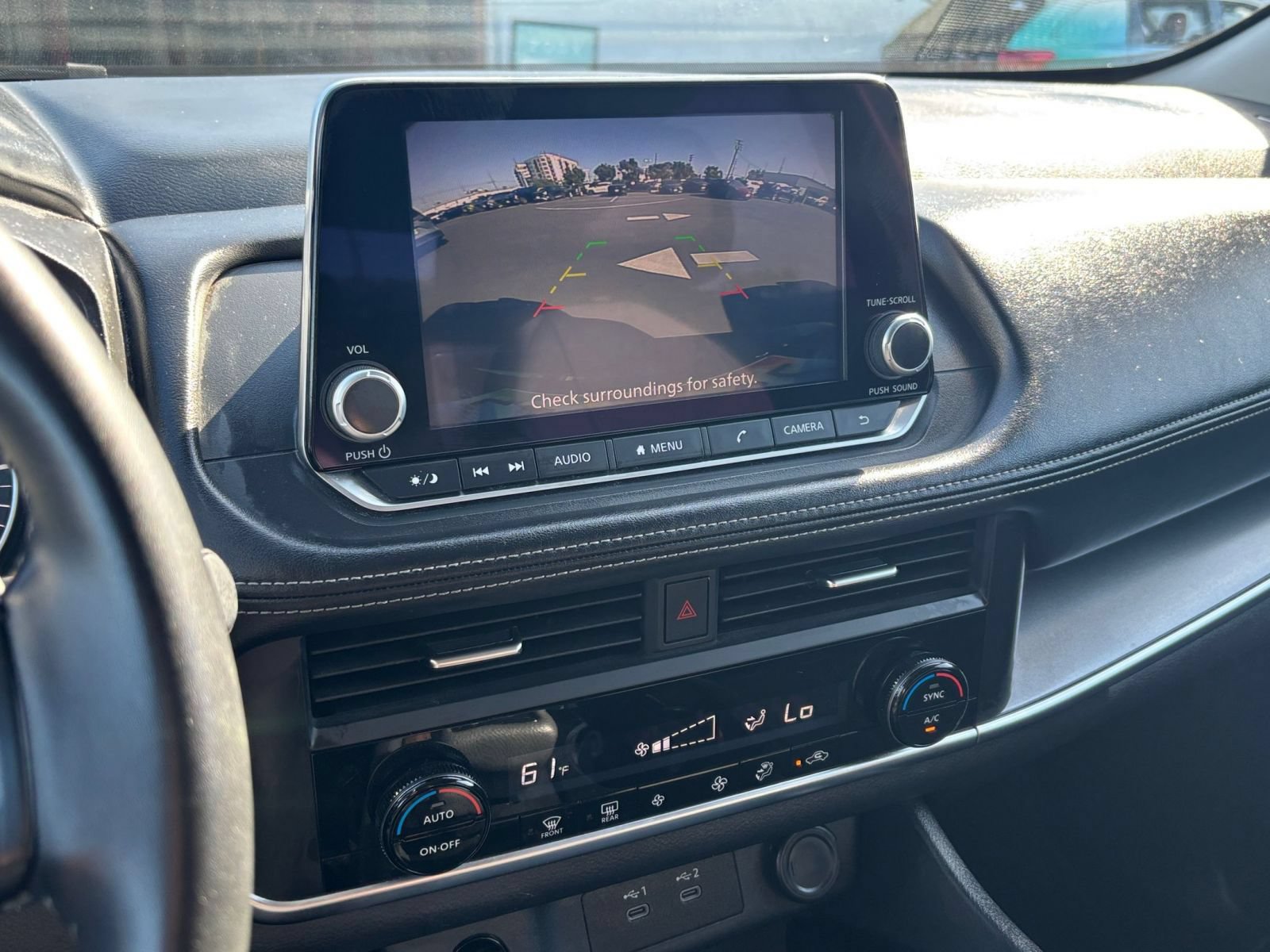 Used 2025 Nissan Rogue SV FWD image 25