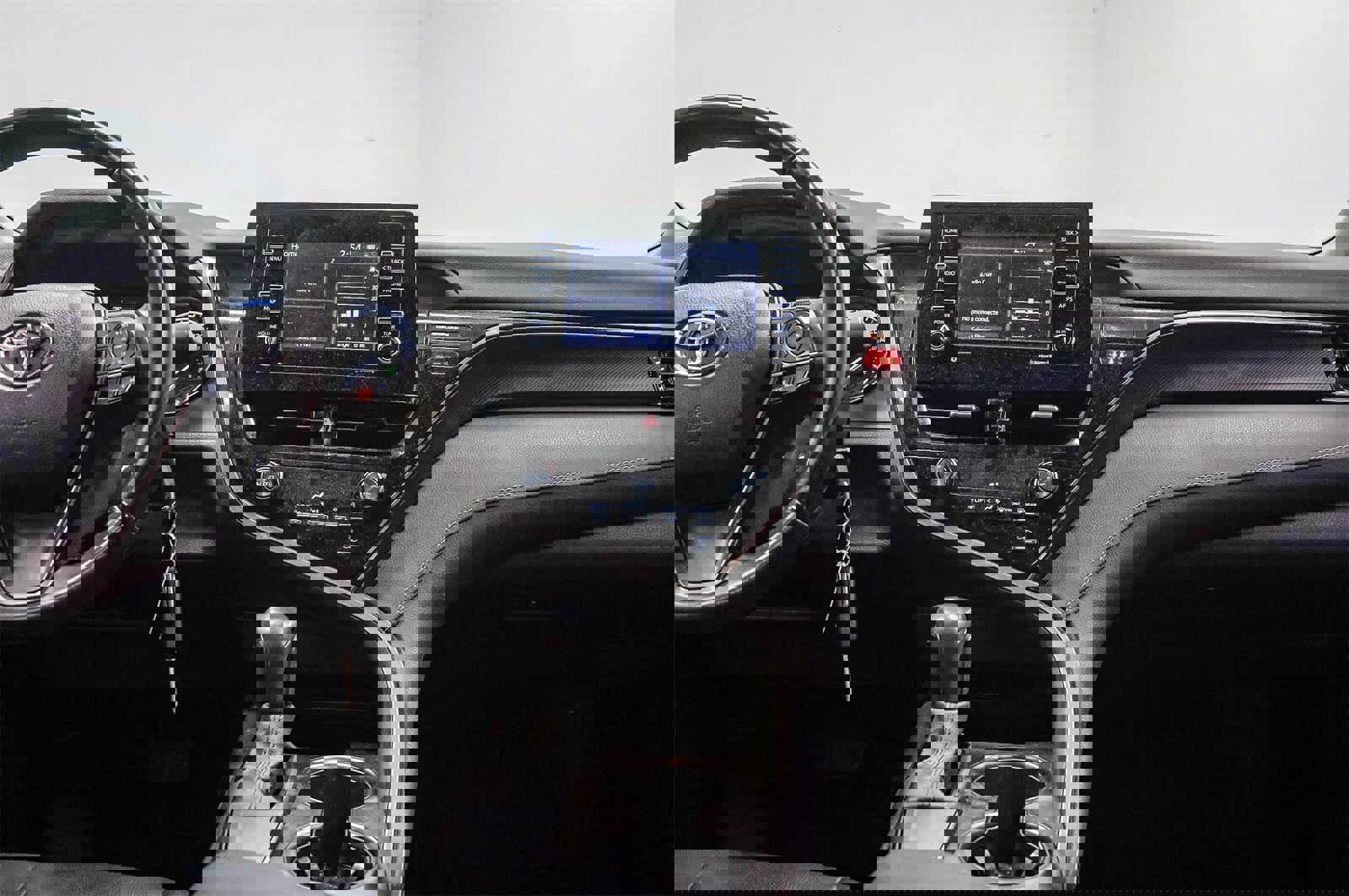 Used 2021 Toyota Camry SE image 13