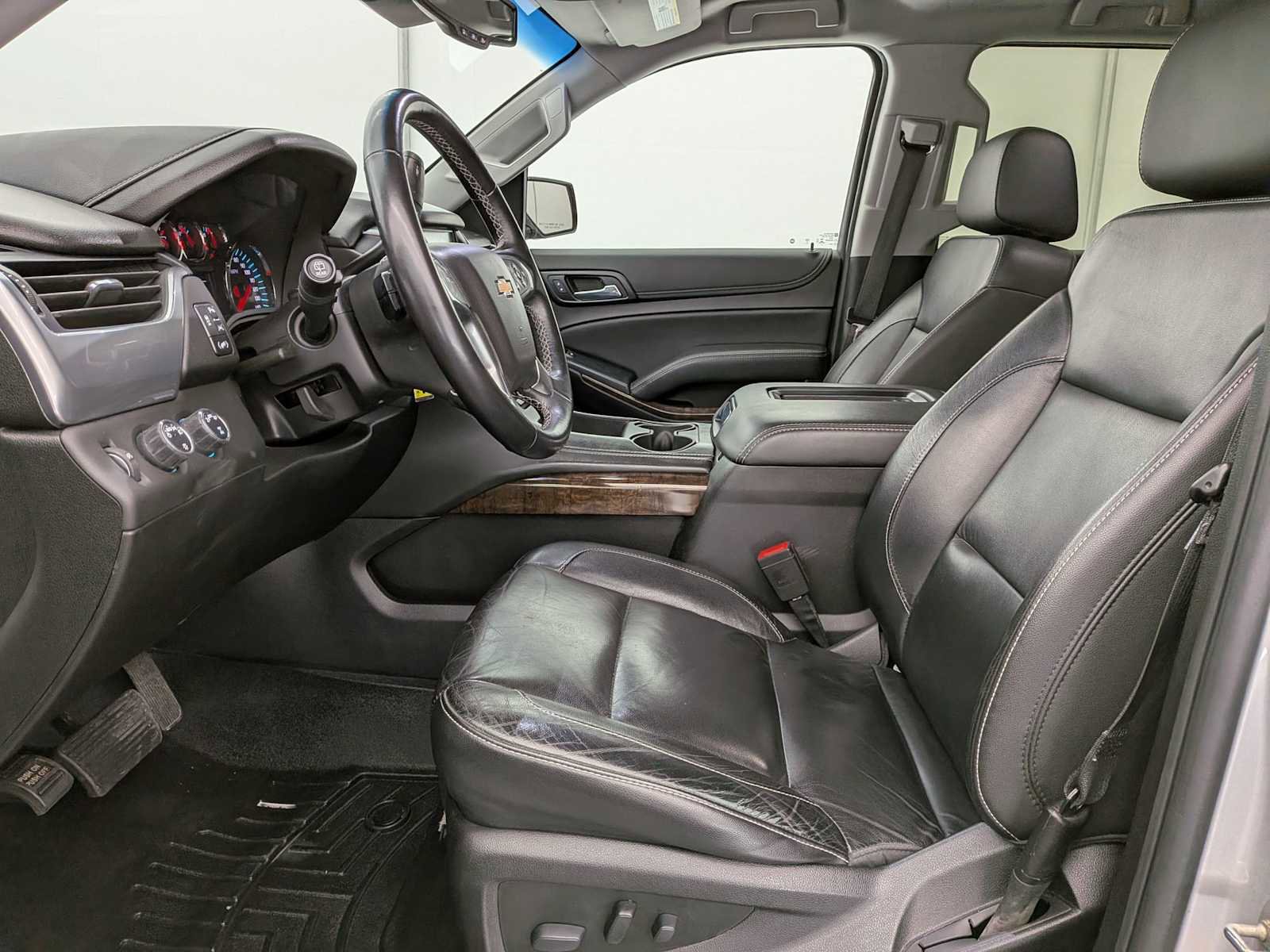 Used 2019 Chevrolet Tahoe LT AWD/4WD image 17