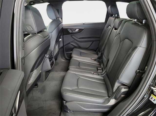 New 2025 Audi Q7 3.0T Prestige image 22