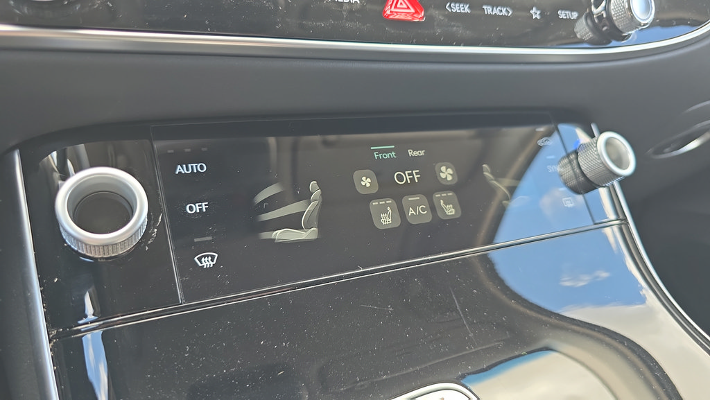 New 2026 Genesis GV70 2.5T AWD/4WD image 24