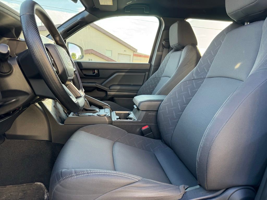 Used 2024 Toyota Tacoma SR5 RWD image 4