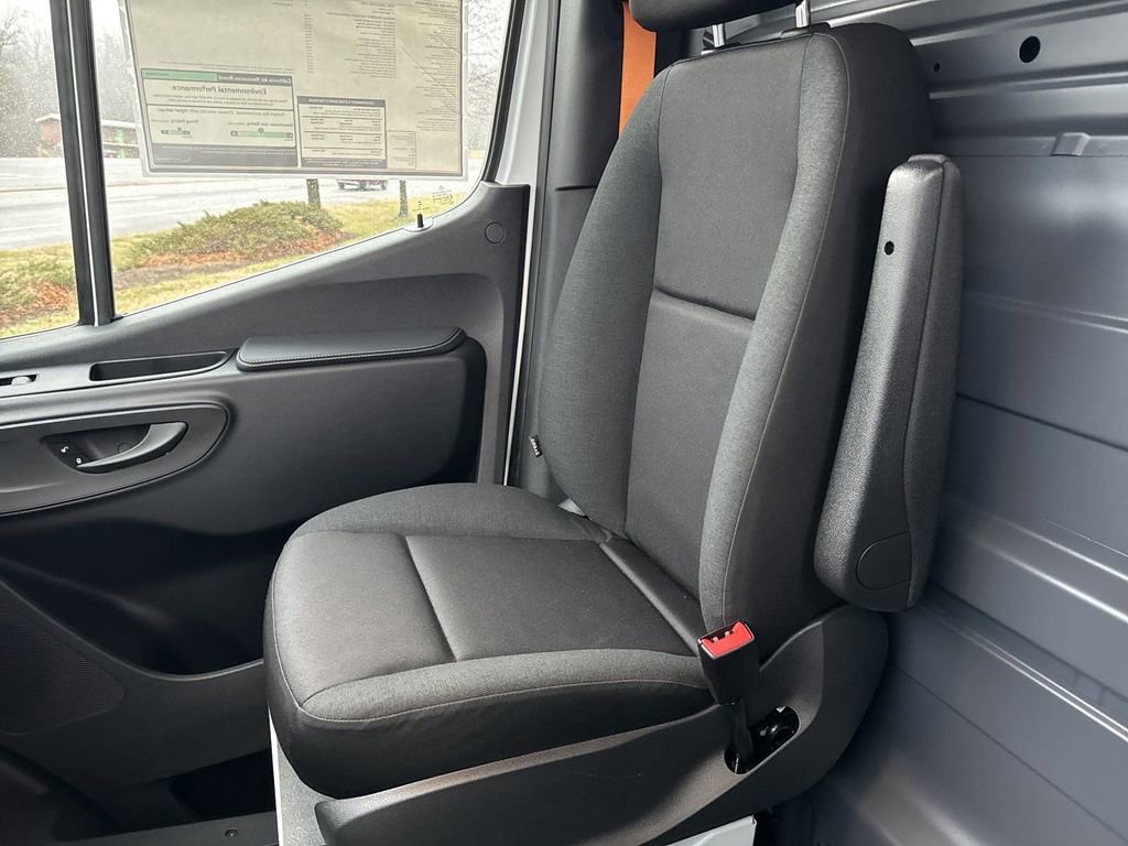 New 2025 Mercedes-Benz Sprinter 2500 image 25