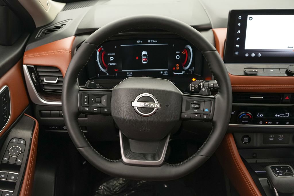 Used 2025 Nissan Rogue Platinum AWD/4WD image 14