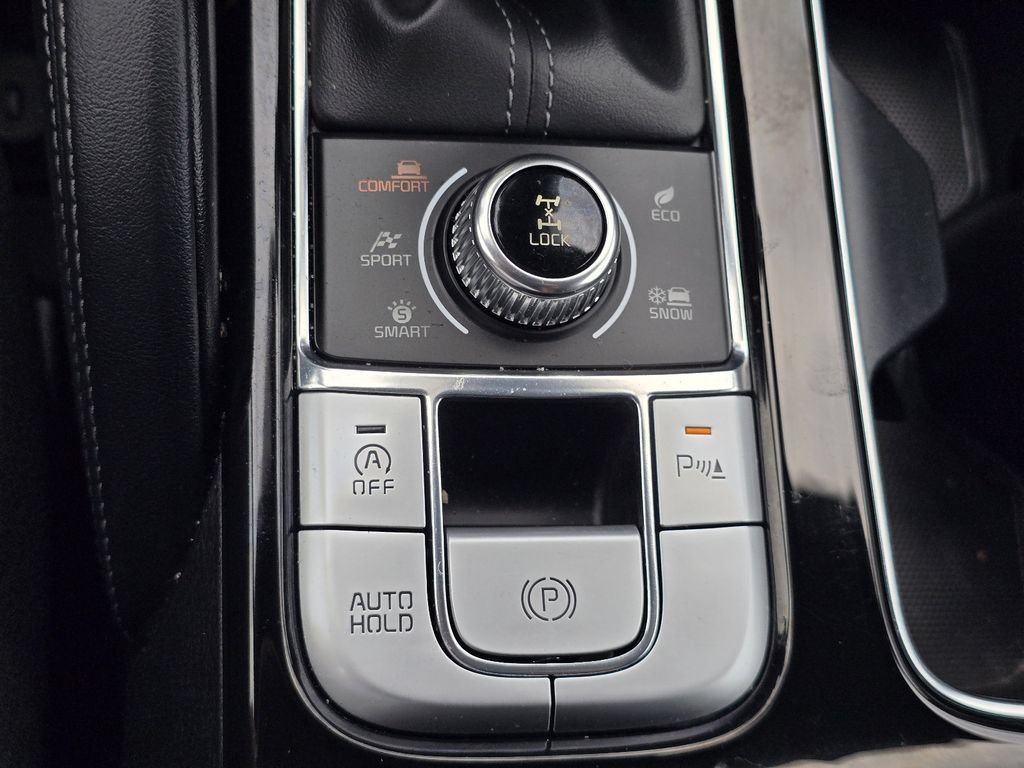 Used 2025 Kia Telluride AWD image 22