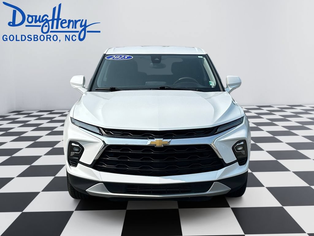 Used 2025 Chevrolet Blazer LT FWD image 8