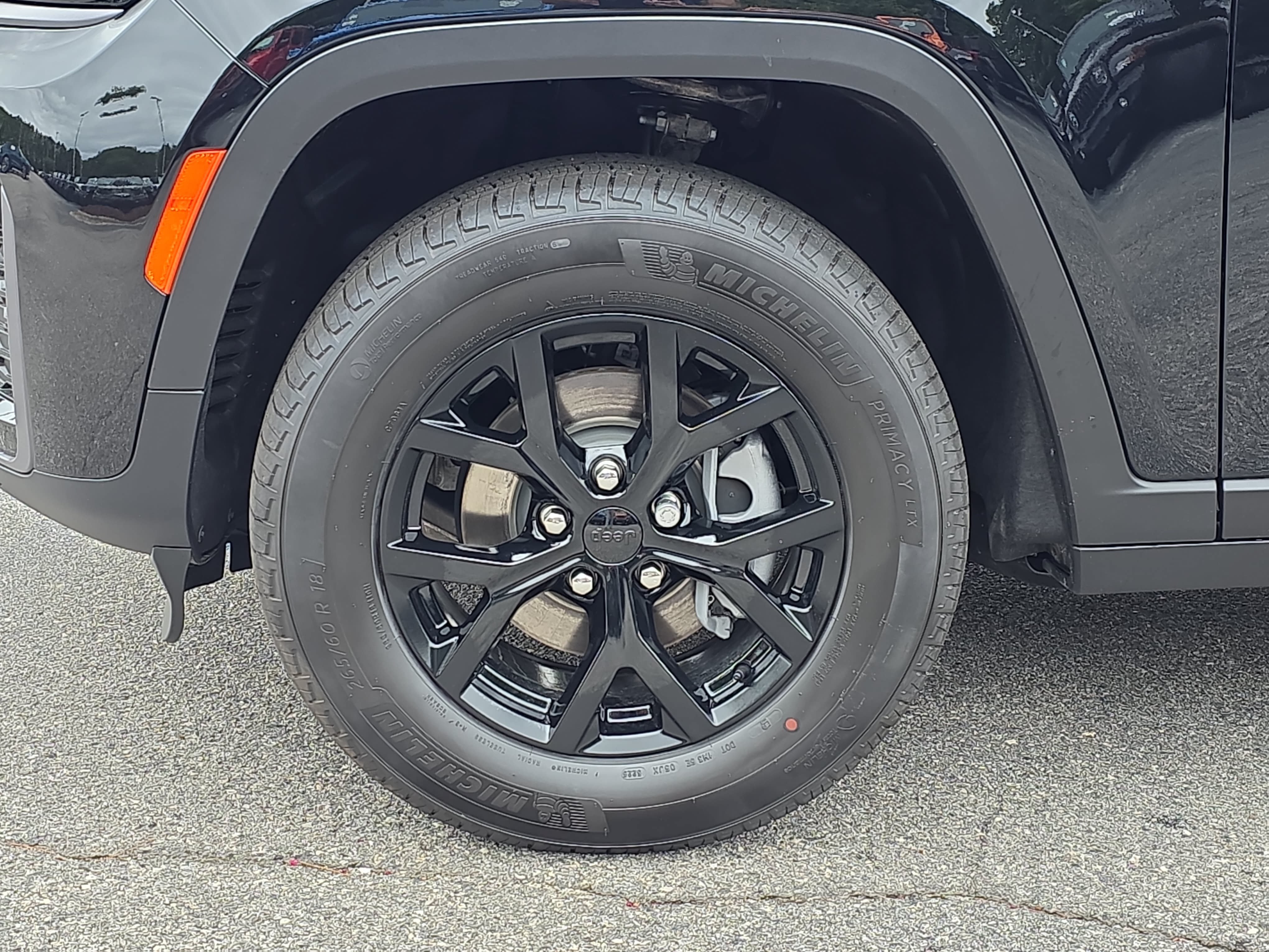 New 2026 Jeep Grand Cherokee Altitude AWD/4WD image 28