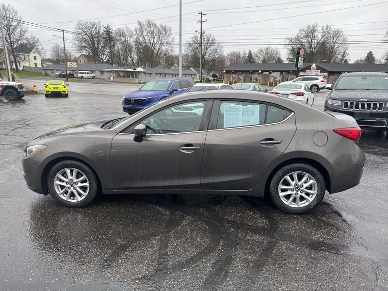 Used 2016 MAZDA MAZDA3 i Sport w/ Preferred Equipment Package image 4