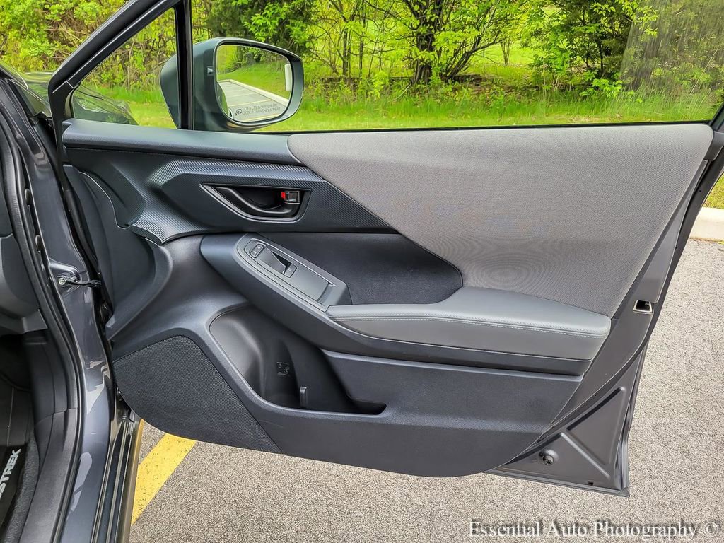 Used 2024 Subaru Crosstrek 2.0i Premium AWD/4WD image 30