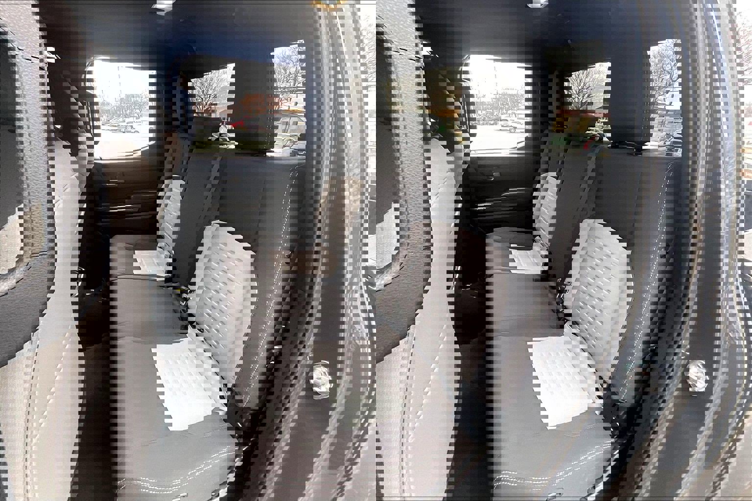 Used 2025 Toyota Tacoma TRD Off-Road image 30