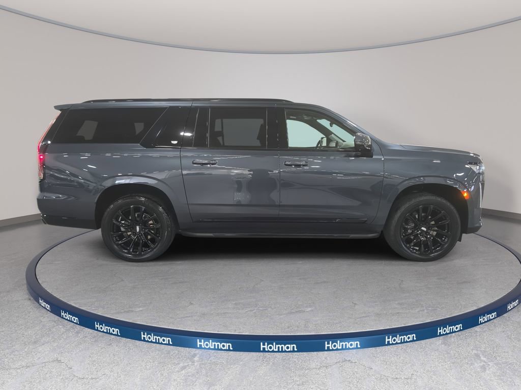 Used 2021 Cadillac Escalade ESV Sport Platinum w/ LPO, ONYX Package image 5