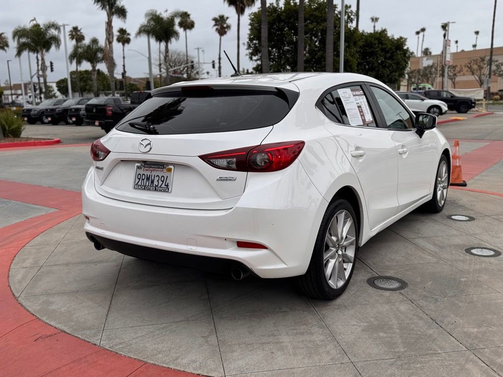 Used 2017 MAZDA MAZDA3 Touring FWD image 8