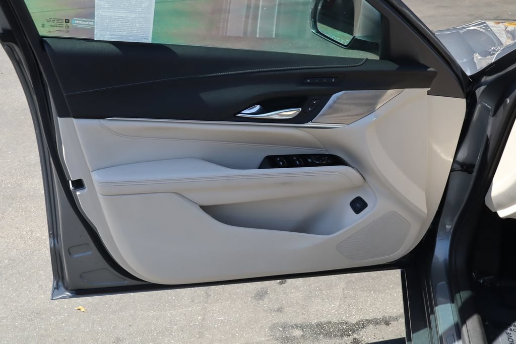 Used 2020 Cadillac CT4 Premium Luxury RWD image 18