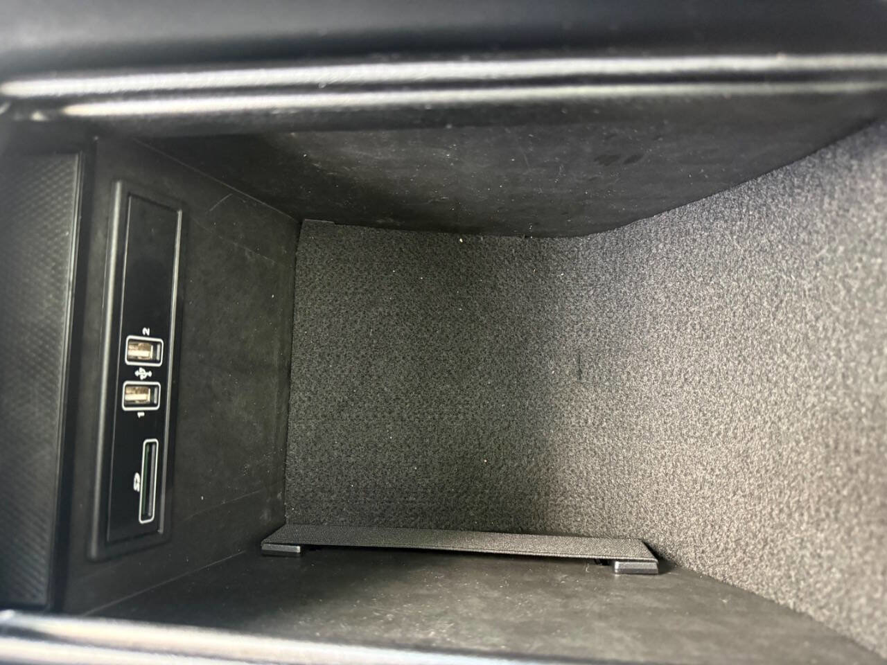 Used 2017 Mercedes-Benz GLC 300 4MATIC image 29
