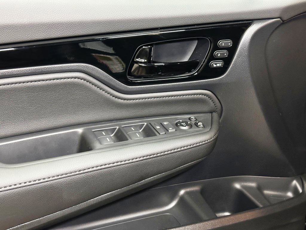 New 2026 Honda Odyssey Elite image 12
