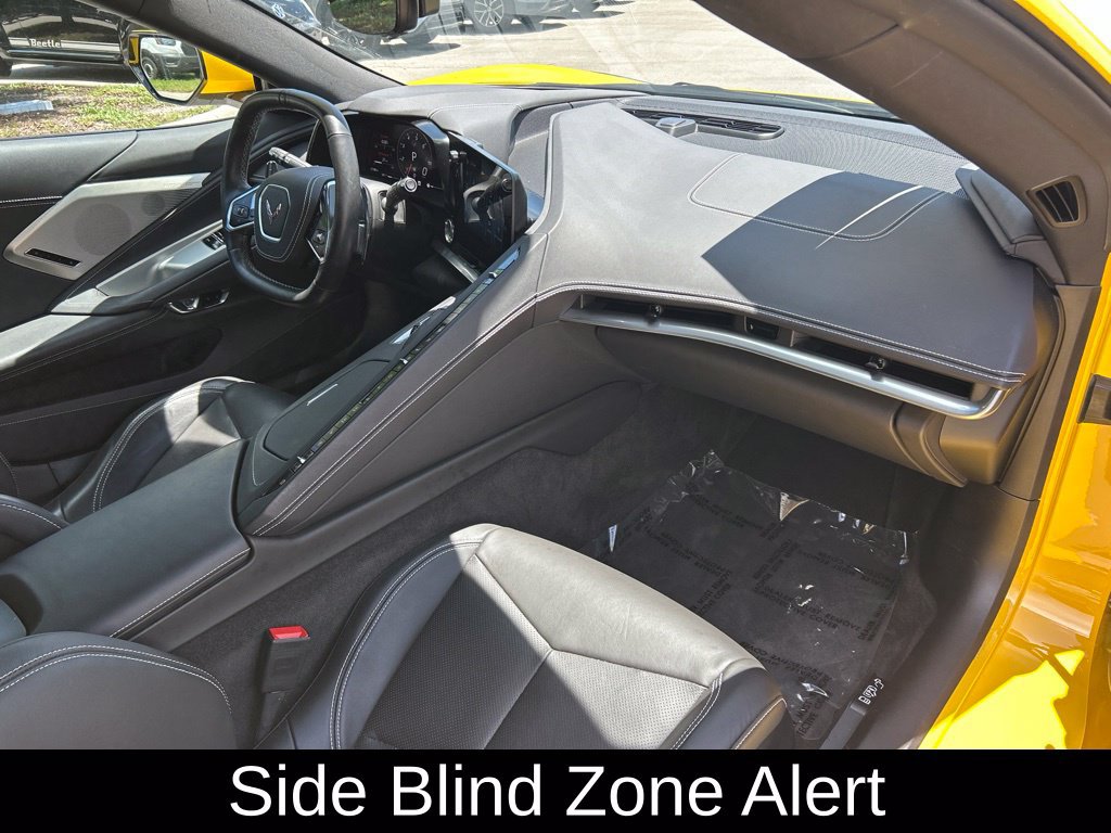 Used 2025 Chevrolet Corvette Stingray Preferred Cpe w/ Z51 Performance Package RWD image 31